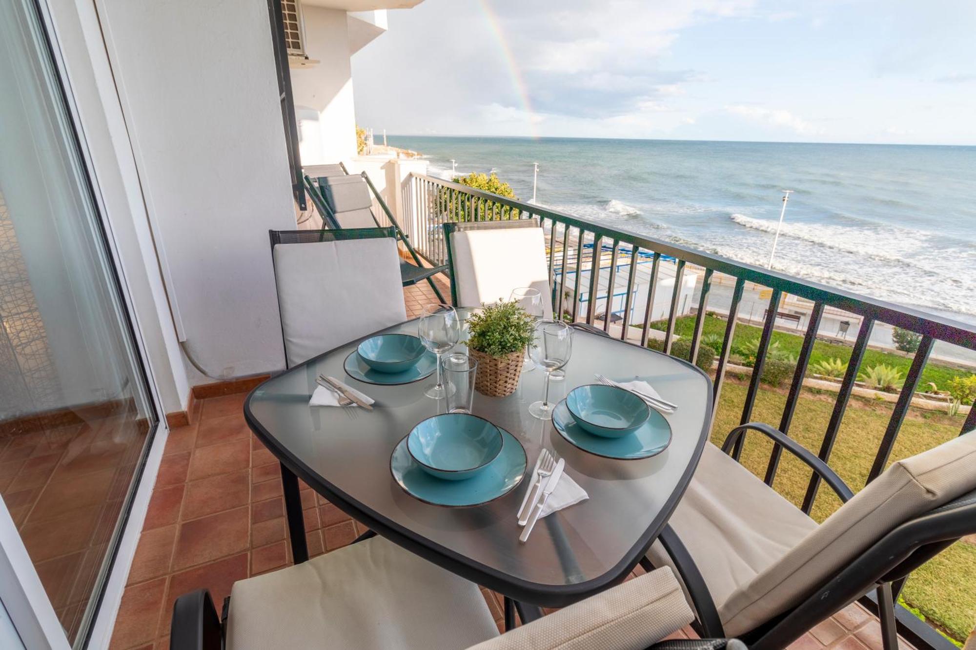 נרחה Rentitspain Apartamento Arce 13 Balcon Con Vista Al Mar מראה חיצוני תמונה