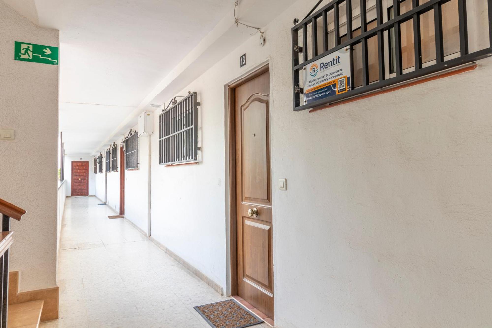 נרחה Rentitspain Apartamento Arce 13 Balcon Con Vista Al Mar מראה חיצוני תמונה